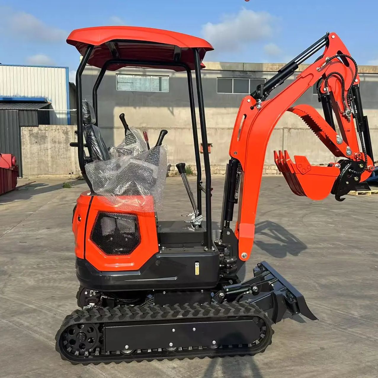 1.8-ton compact construction e – обзор и цена Heavy Equipment Landscaping